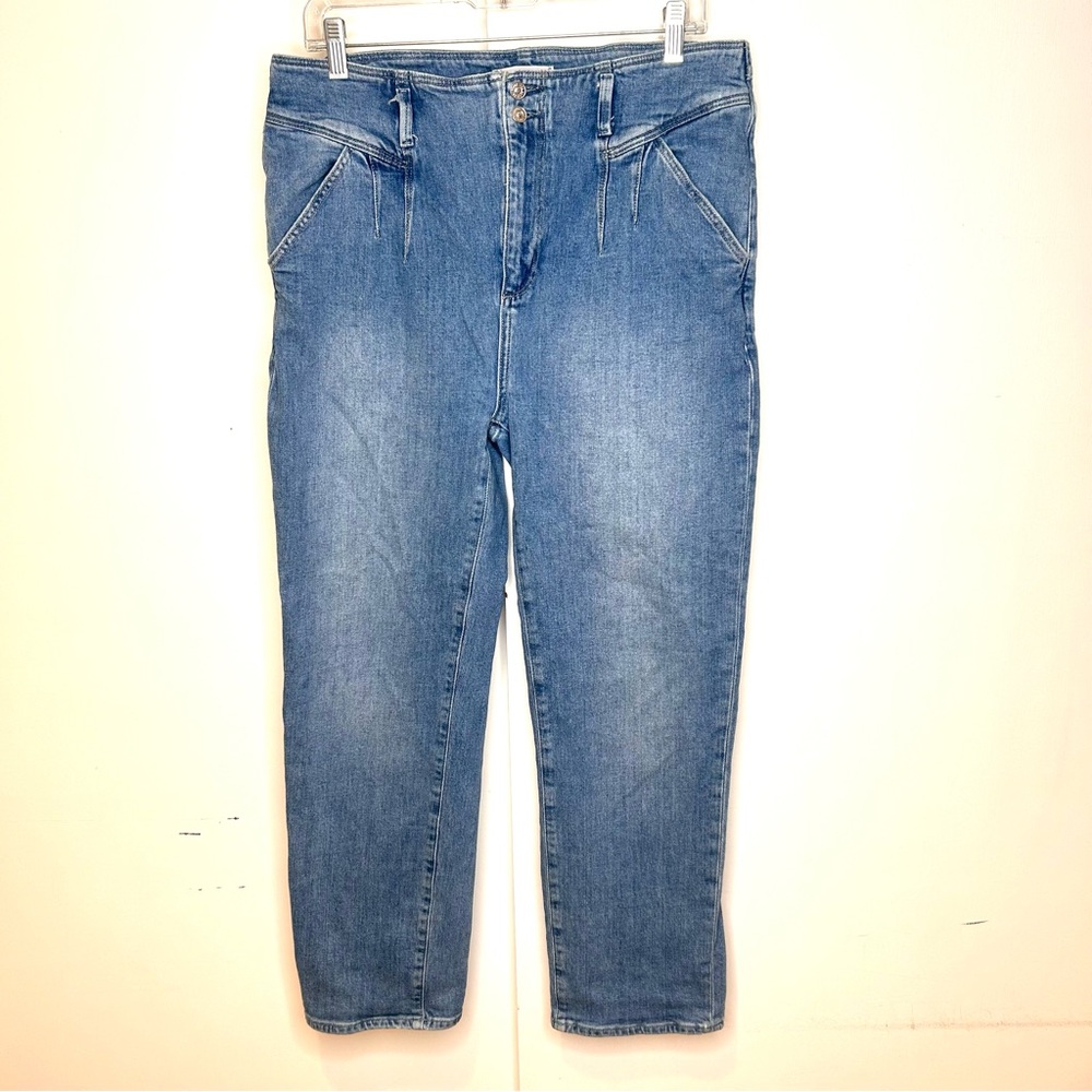 Paige Sarah Straight Front Pleat Ankle Jeans In Rumee